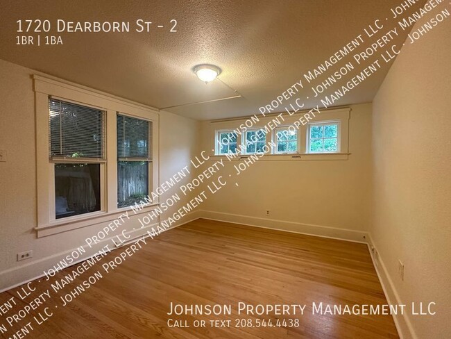 Building Photo - 1720 Dearborn St