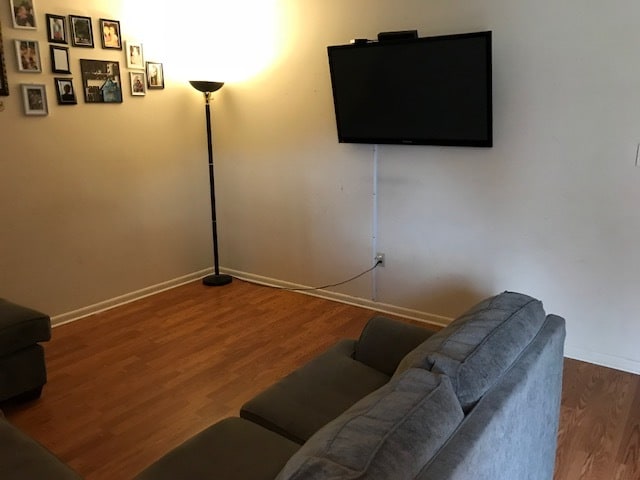 Building Photo - 1018 Williamsburg Rd