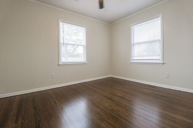 Building Photo - Remodeled home!