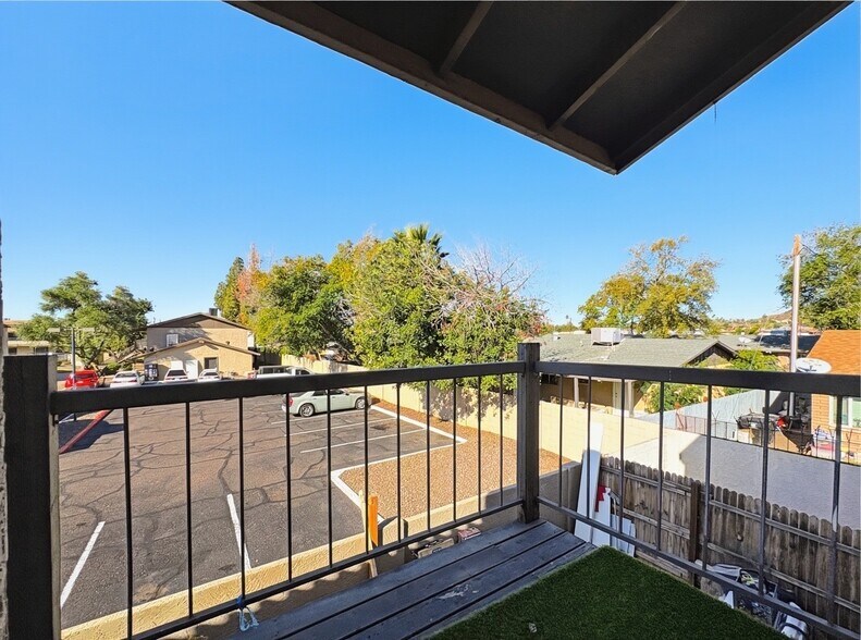 Building Photo - 10820 N 16th Ave