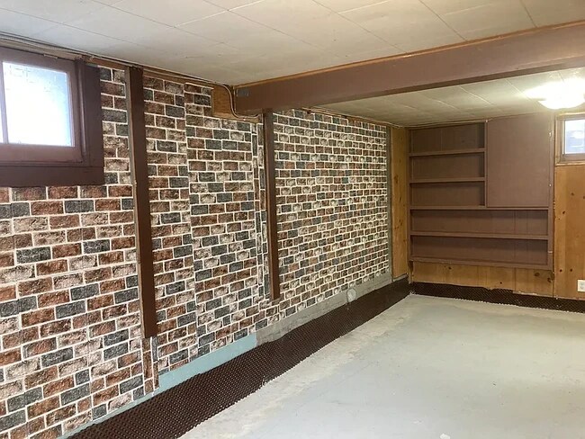 Building Photo - 7737 15th Ave NW