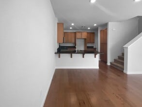 Building Photo - 3234 Bridgeway Dr