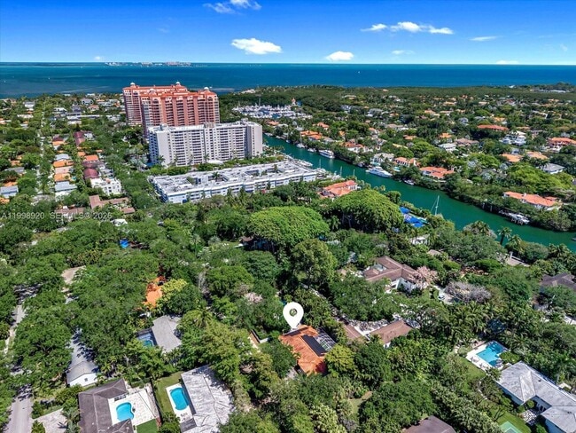 Building Photo - 186 Edgewater Dr