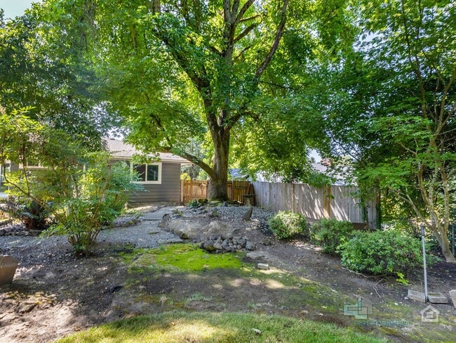 Building Photo - Charming 3-Bedroom Home in a Quiet Cul-de-Sac