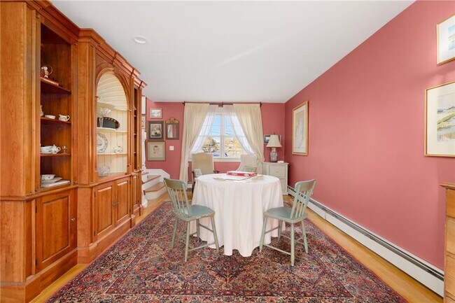 Building Photo - 9 White Terrace