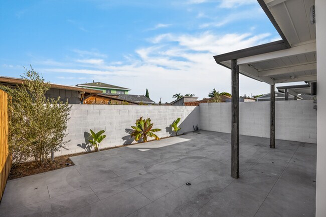 Building Photo - 3650 W 111th Pl