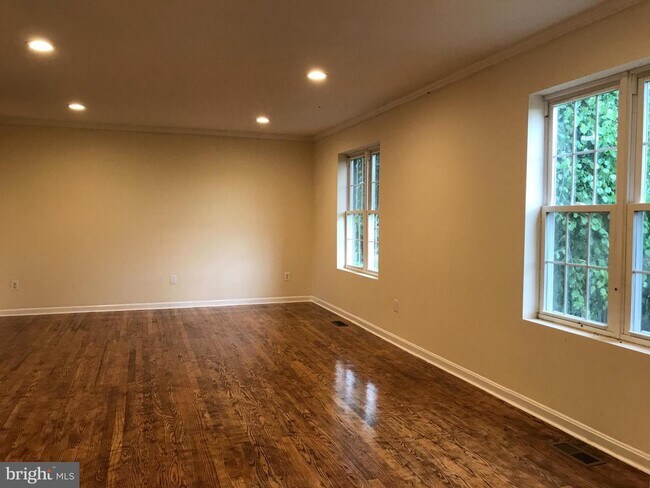 Building Photo - 13447 Chris Mar Ct