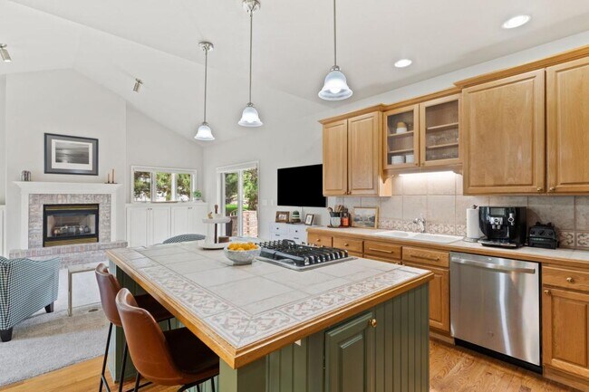 Building Photo - 3830 Brushland Ct