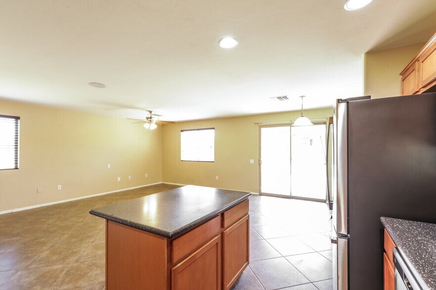 Building Photo - 14318 S Camino Vallado