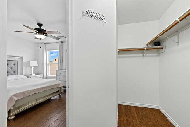 Building Photo - 11215 Hall Terrace Ct