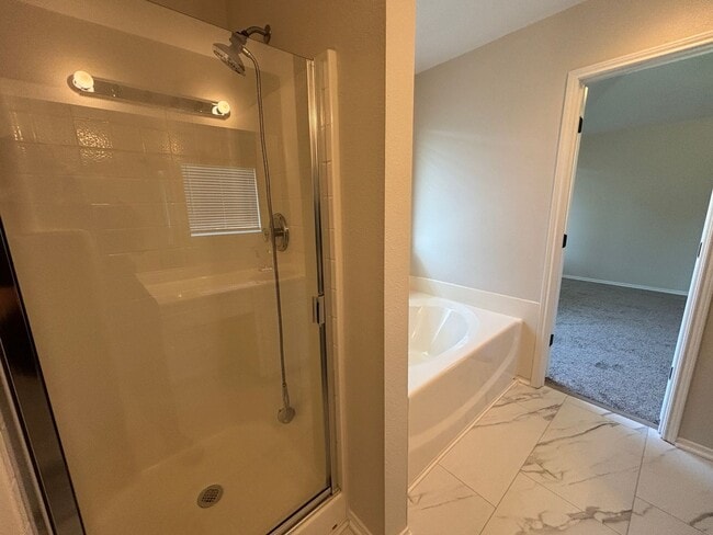 Building Photo - 4 BR/2BA | Updated Single Family Home | 2-Car Garage Parking | Fenced backyard