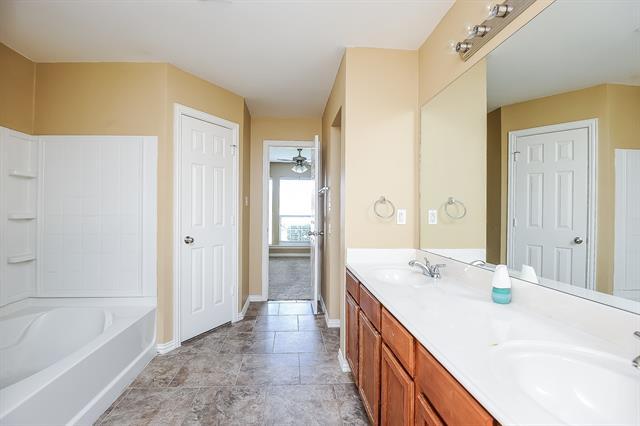 Building Photo - 113 Currie Ct