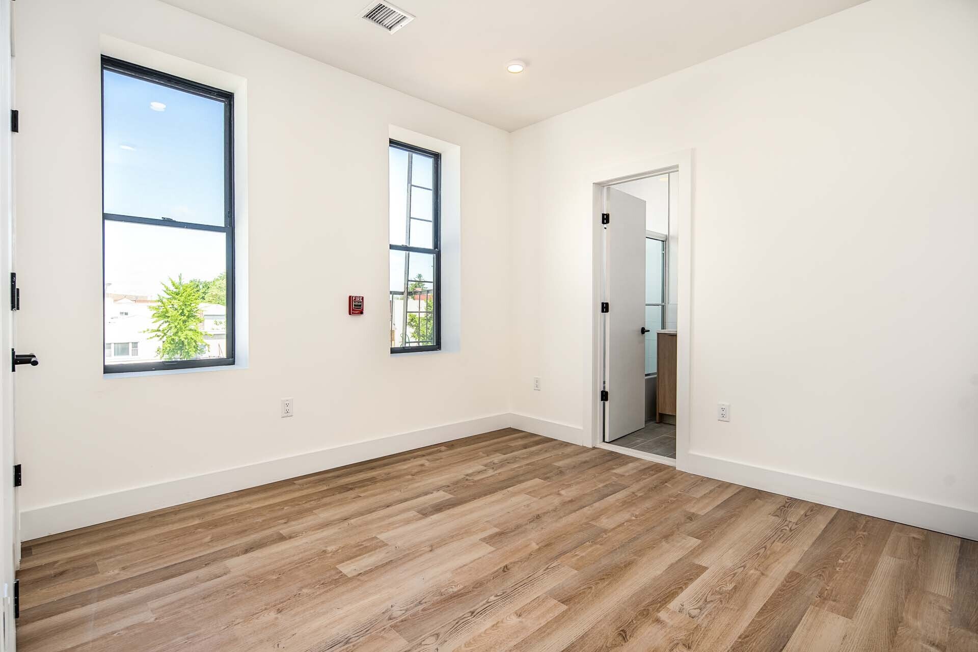 2nd bedroom - 105 South St