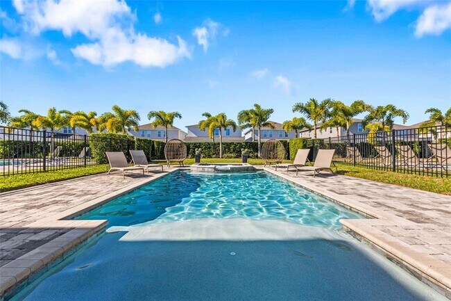 Building Photo - 389 Southfield St