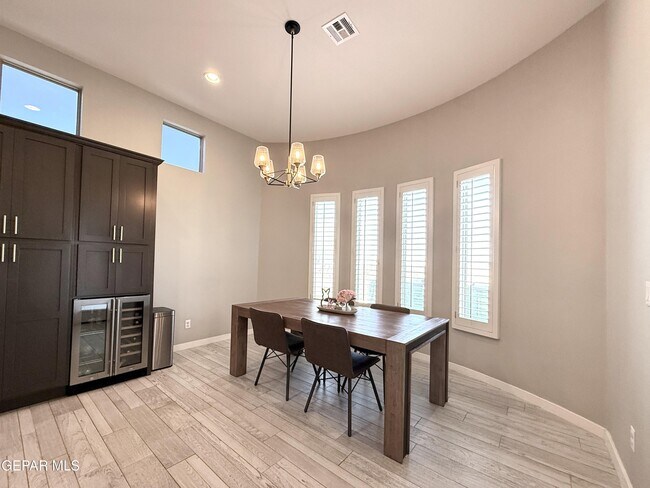 Building Photo - 7467 Smugglers Gulch Ct