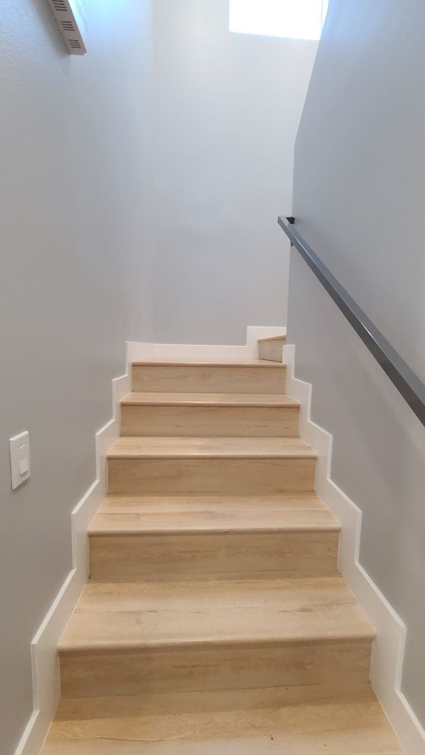 Building Photo - 84(142-144 1/2)