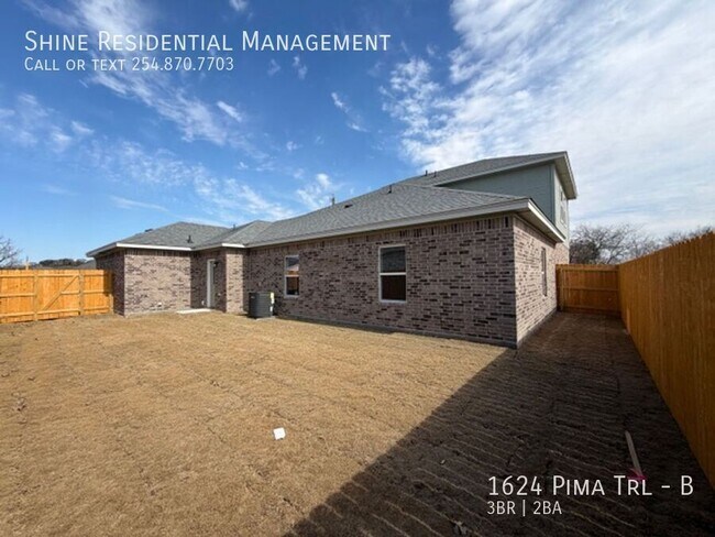 Building Photo - 1624 Pima Trail