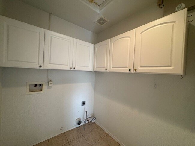 Building Photo - 2BR + 2 BONUS ROOMS with 54 foot Long Boat/Toys DEEP Garage