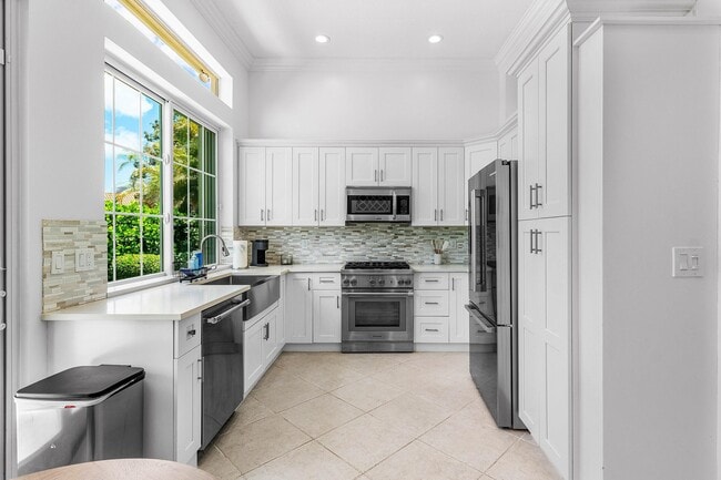 Building Photo - 116 Coral Cay Dr