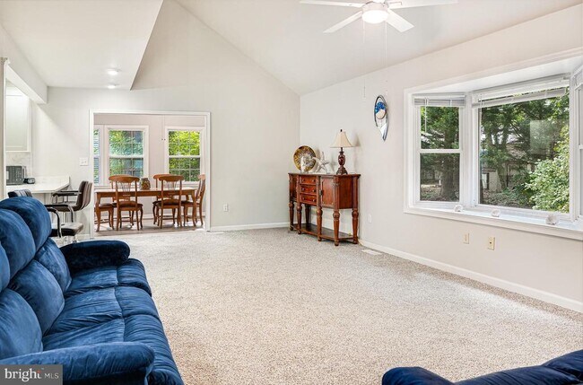 Building Photo - 3 Rabbit Run Ln