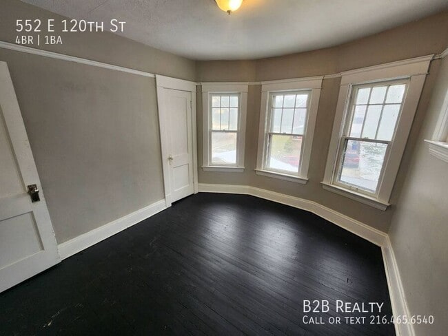 Building Photo - 552 E 120th St