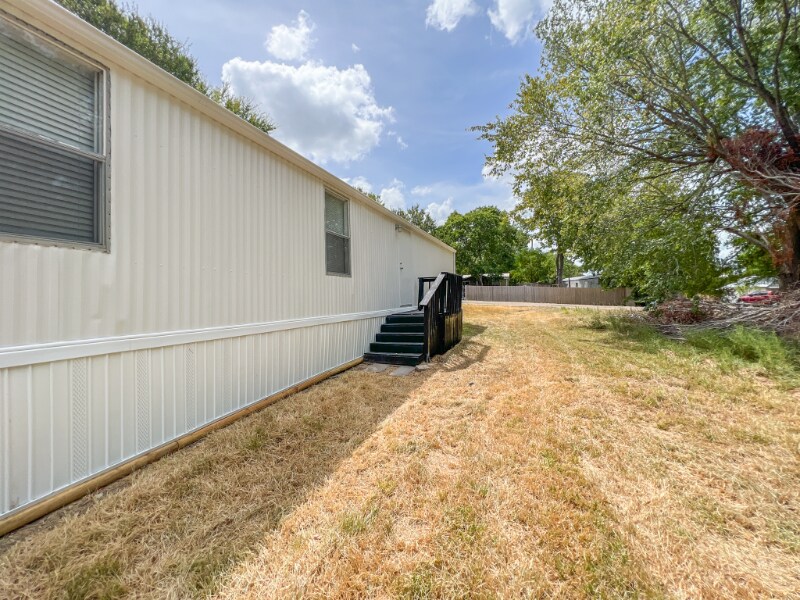 Building Photo - 13336 Enchanted Ct