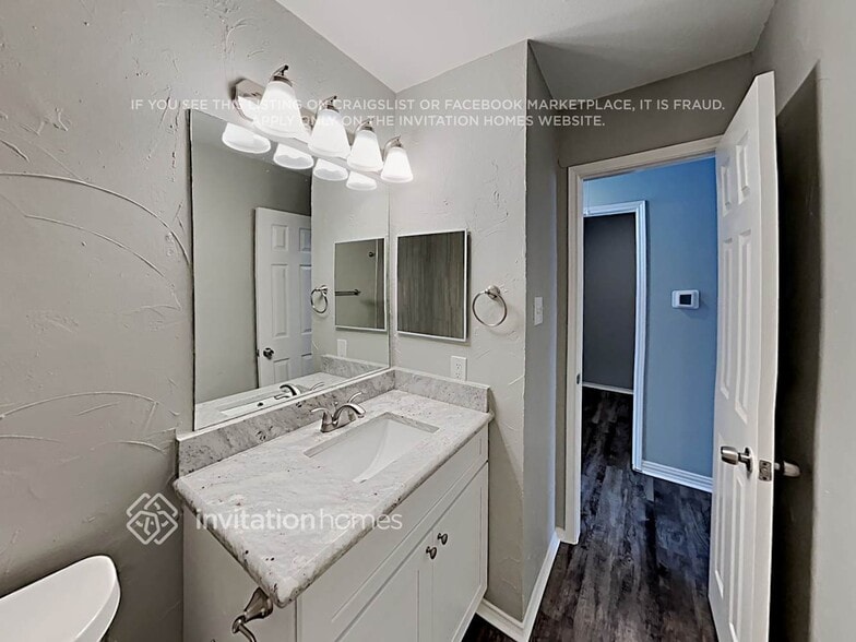 Building Photo - 7000 Club Creek Dr