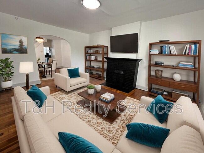 Building Photo - 2935 Ruckle St