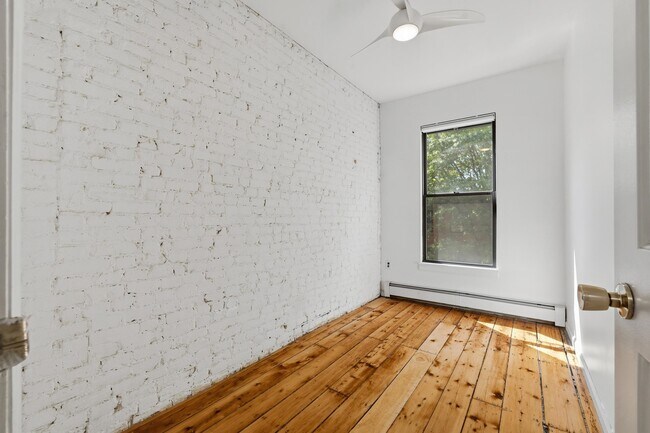 Building Photo - 98 Mercer St