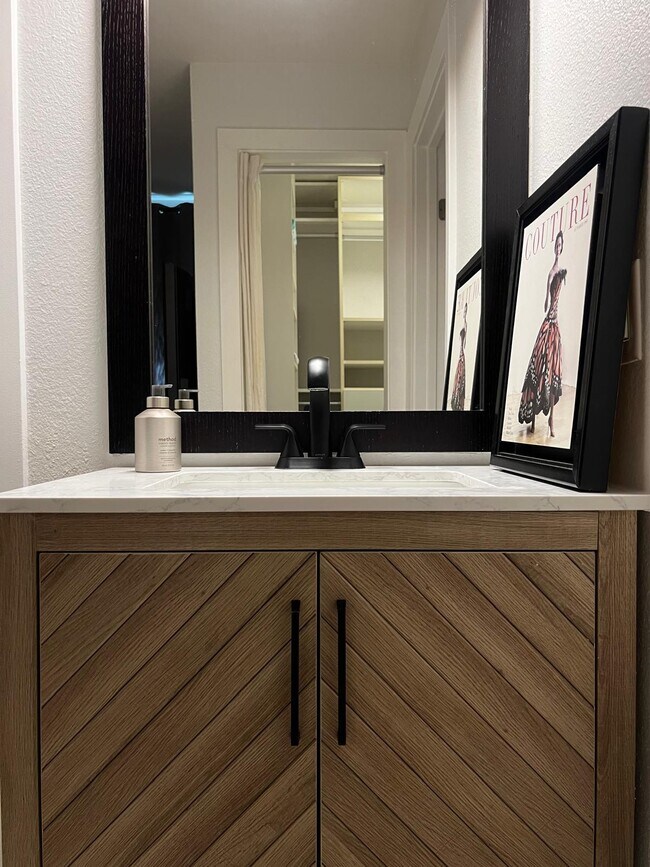 Primary Bath - 141 S Clark Dr