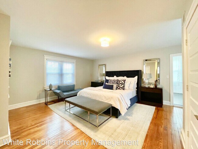 Building Photo - 5 br, 3.5 bath House - 1015 N Rodney St.