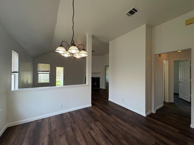 Building Photo - 21112 Derby Day Ave