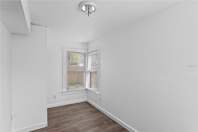 Building Photo - 4103 N Howard Ave