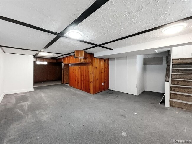 Building Photo - 2090 Moran Ave