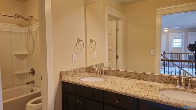 Building Photo - 3 Sudworth Dr SW