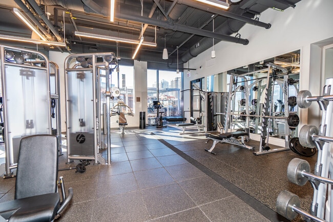 Building Photo - 350 N Canal St