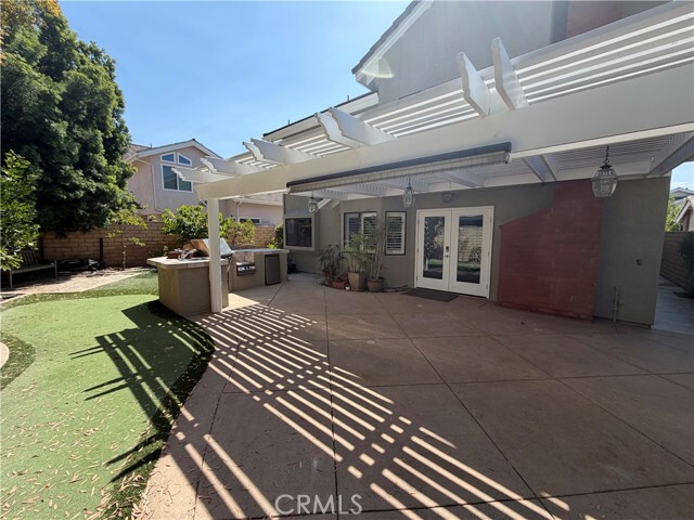 Building Photo - 10 Wickland
