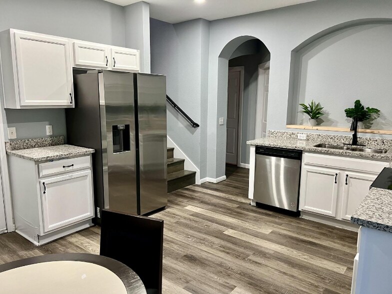 Building Photo - 4718 Dorchester Heights Ln