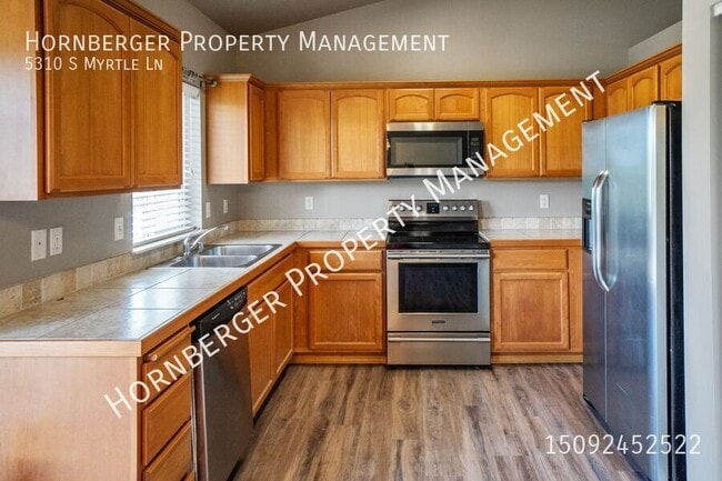 Building Photo - 5310 S Myrtle Ln