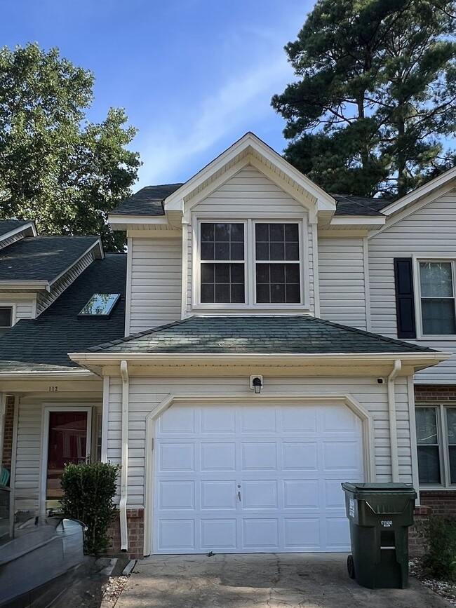 Building Photo - 3-Bedroom, 2.5-Bath Townhome in Sought-Aft...