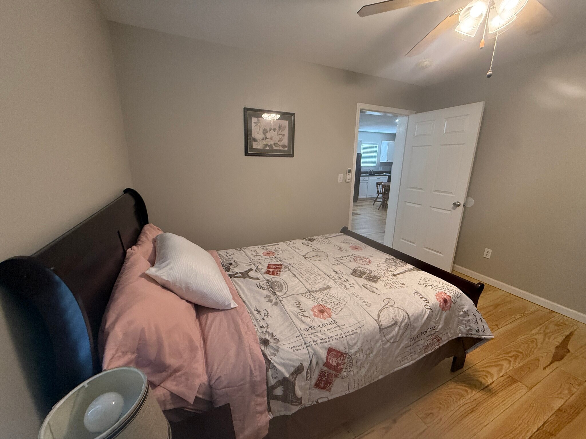 Building Photo - 80 Redwood Ln