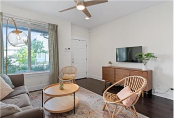 Building Photo - 7405 Wolverine St