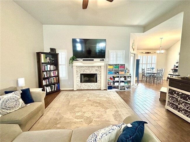 Building Photo - 7005 Vineyard Dr