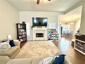 Building Photo - 7005 Vineyard Dr
