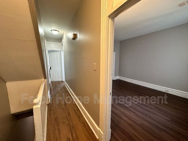 Building Photo - 512 Spruce St