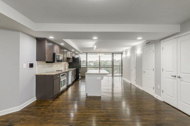 Building Photo - 600 Admiral Blvd