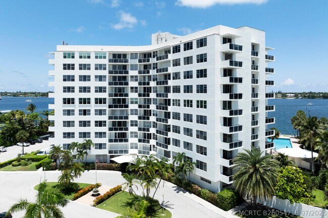 Building Photo - 2800 N Flagler Dr