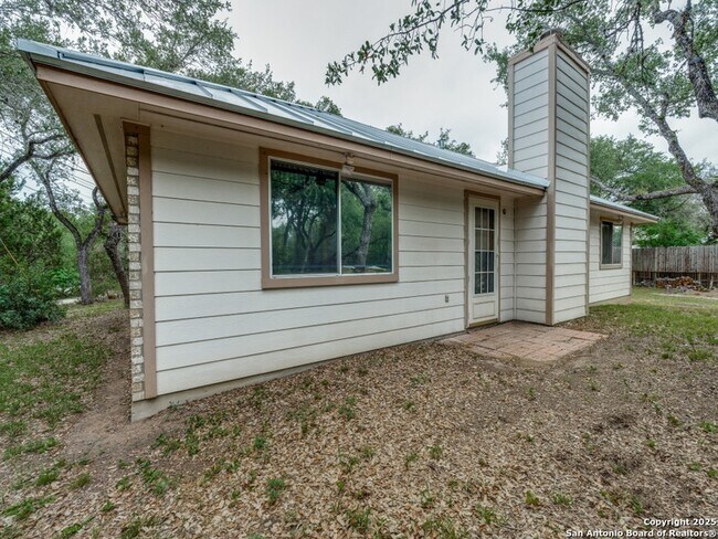 Building Photo - 510 Maricopa Dr