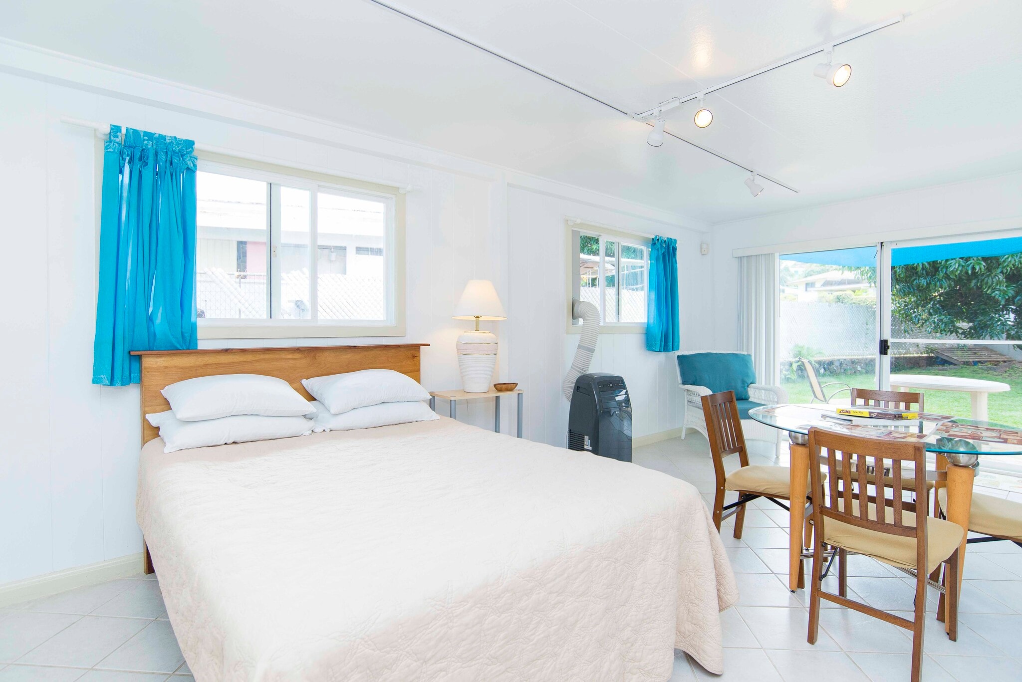 Building Photo - 1153 Kina St