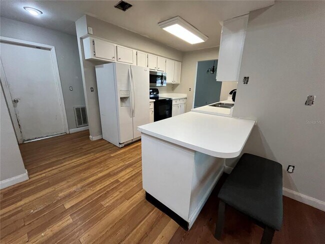 Building Photo - 12908 Leadwood Dr